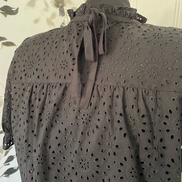 NWT Madewell Embroidered Eyelet Ruffle-Neck Keyhole Top - XL - Black - Back Tie - Picture 7 of 10